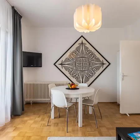Apartment Centrum - Happy *