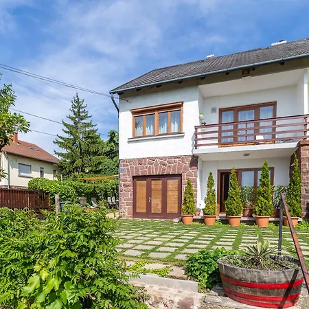 Apartment Centrum - Happy Revfulop